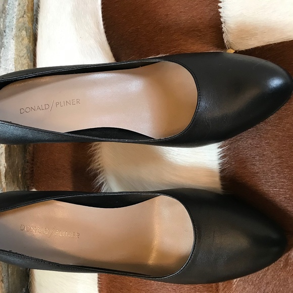 EUC Donald Pliner Pumps - Picture 3 of 5